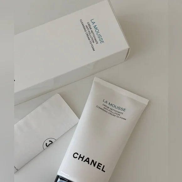 NWT Chanel La Mousse Camellia Cleansing Cream-to-Foam - Picture 2 of 7
